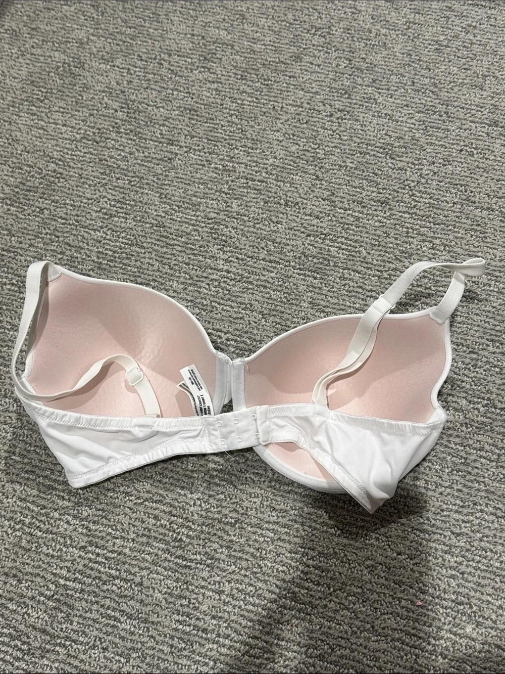 PINK Victoria's Secret Smooth White Molded T-Shirt Bra